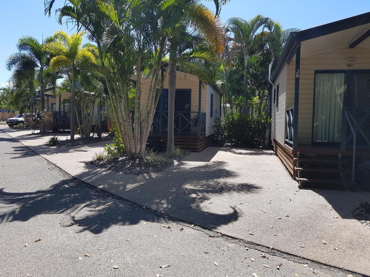 Hotel Coral Coast Tourist Park à Townsville Extérieur photo