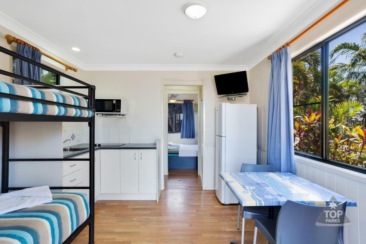 Hotel Coral Coast Tourist Park à Townsville Extérieur photo