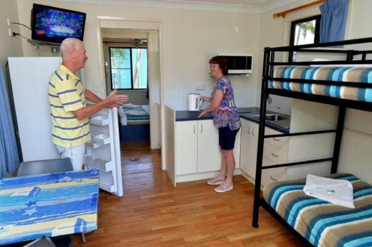 Hotel Coral Coast Tourist Park à Townsville Extérieur photo